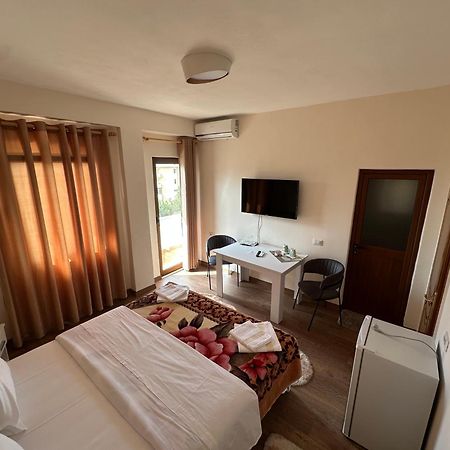 Guni Inn Κρούγια Εξωτερικό φωτογραφία