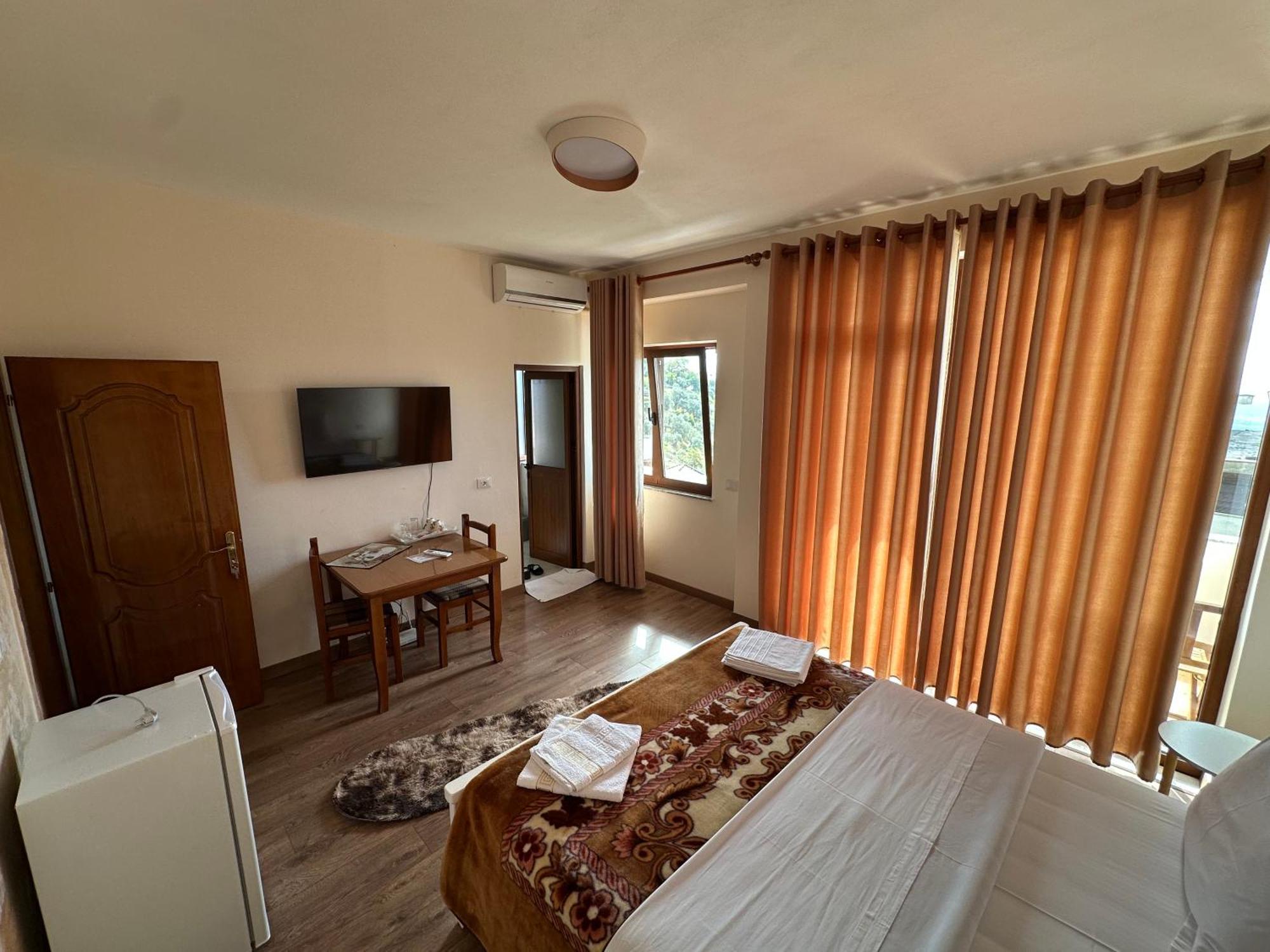 Guni Inn Κρούγια Εξωτερικό φωτογραφία